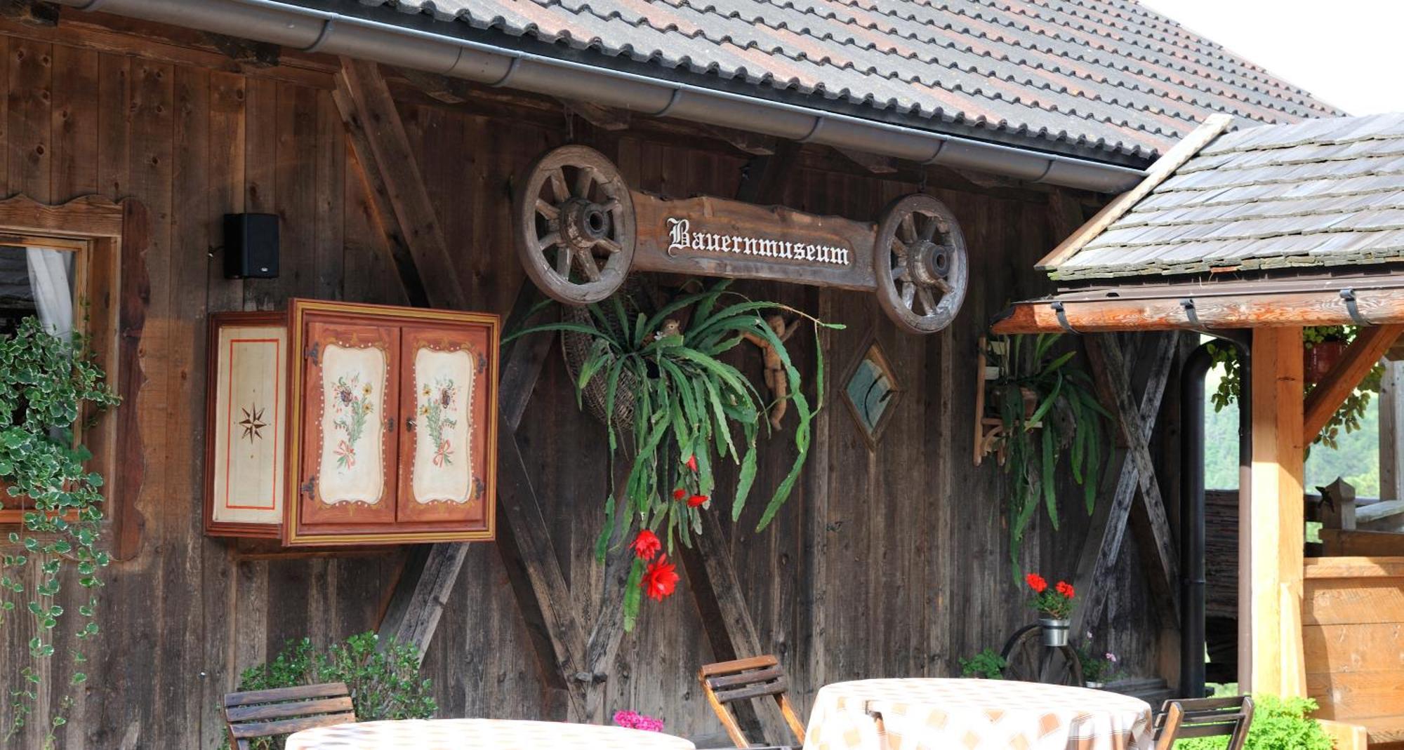 Gasthof Tschötscherhof Kastelruth Exterior foto